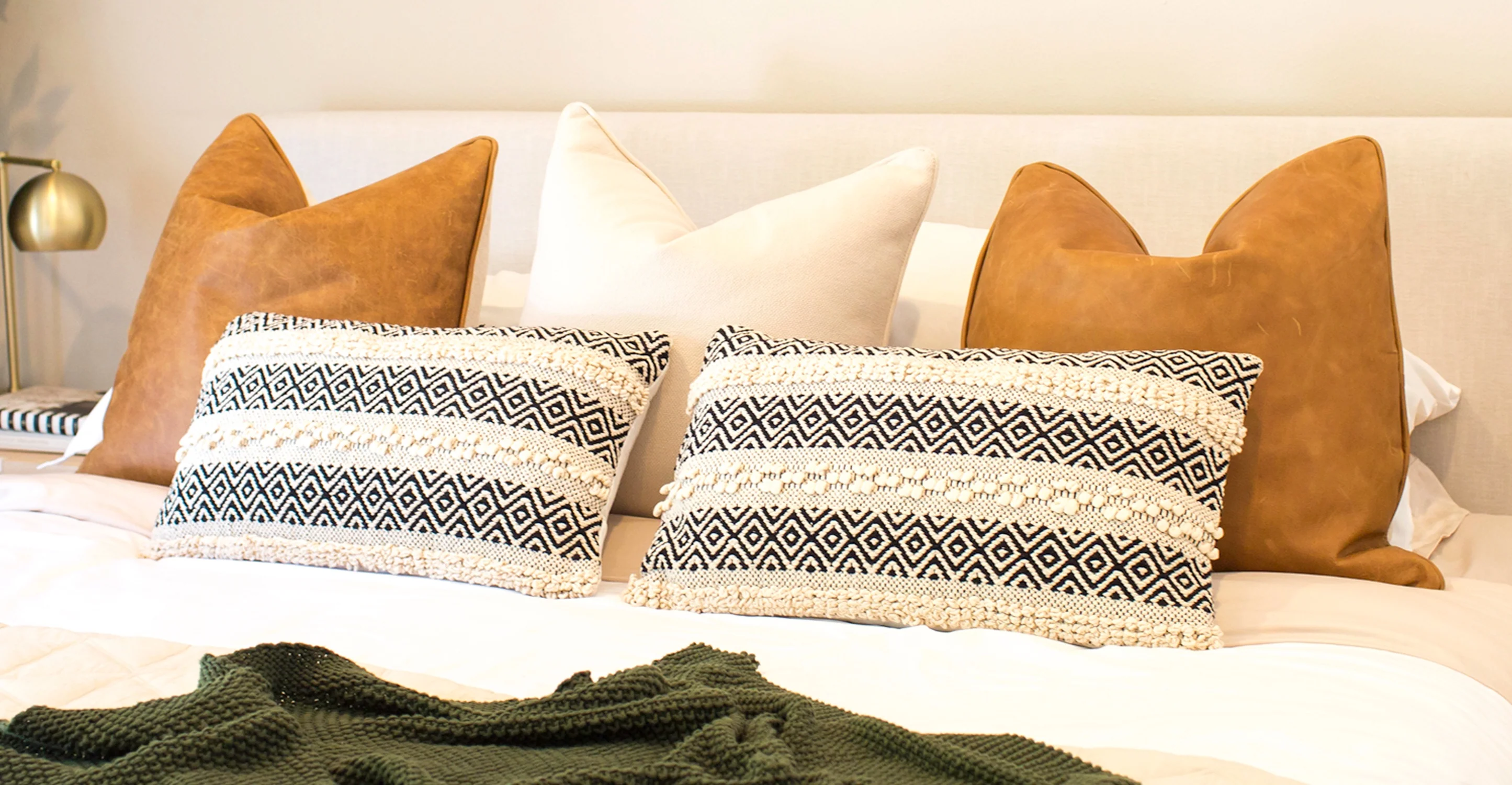 Dobla Throw Pillow - Image 5