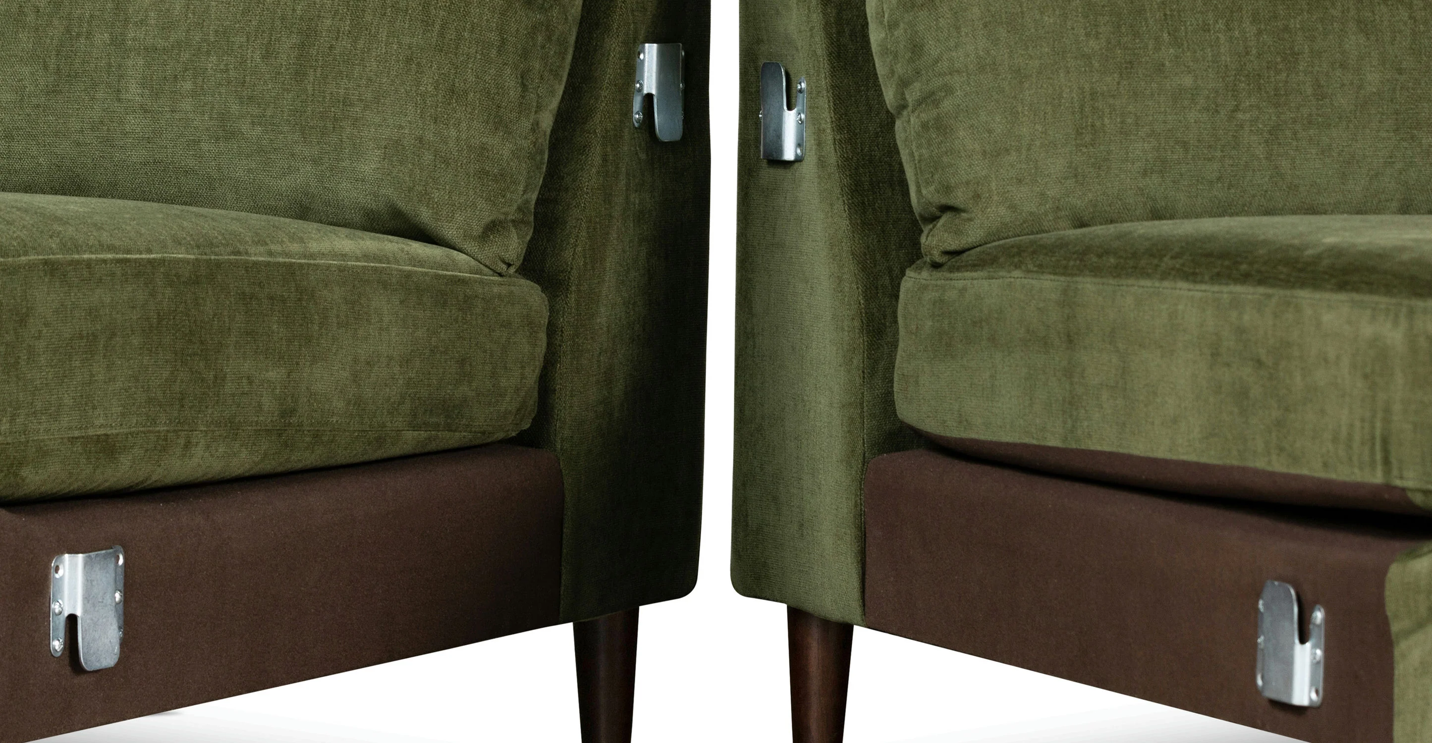 Lucerne Right-Facing Sectional with Extra-Wide Chaise - Image 14