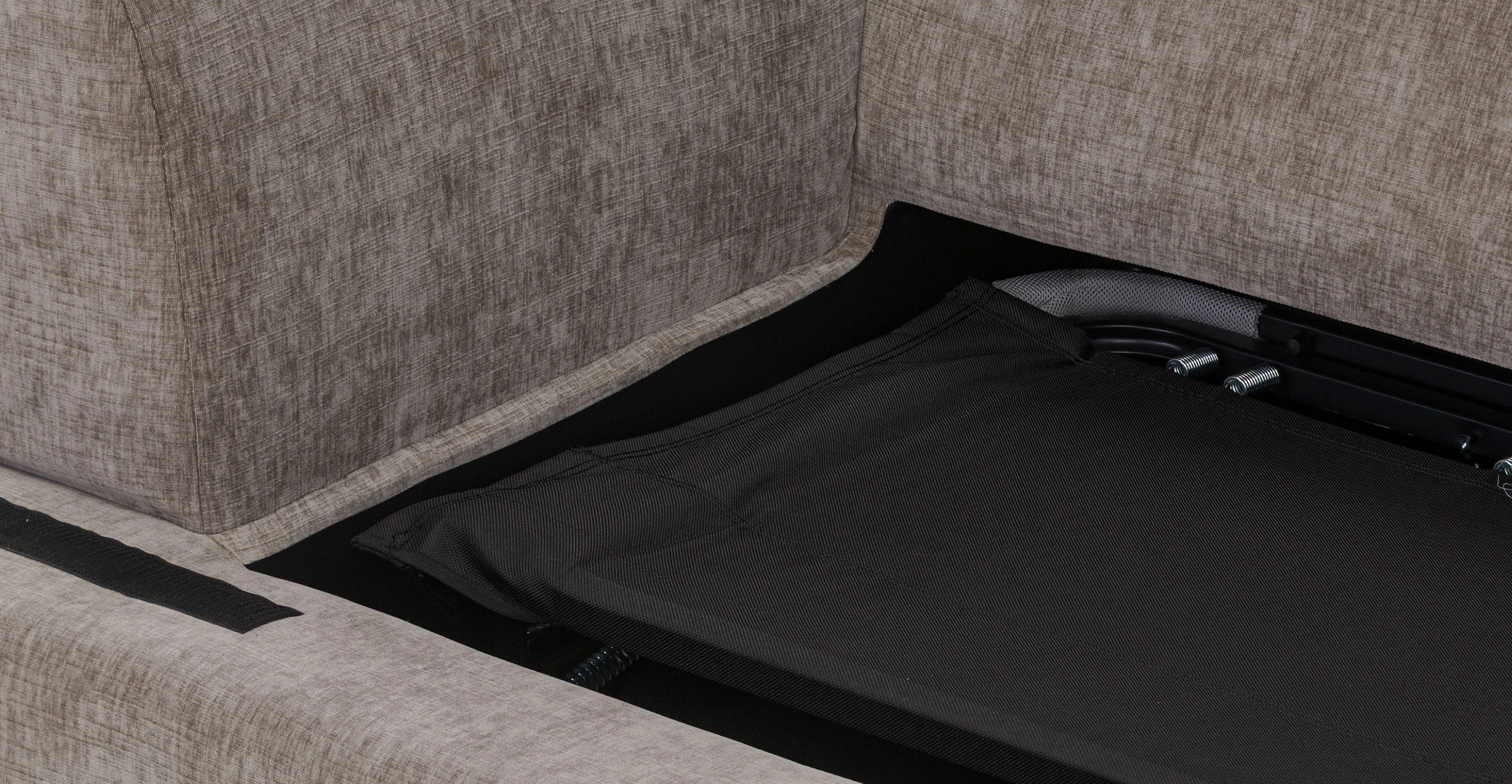 Milo Right-facing Sleeper Sectional - Image 49