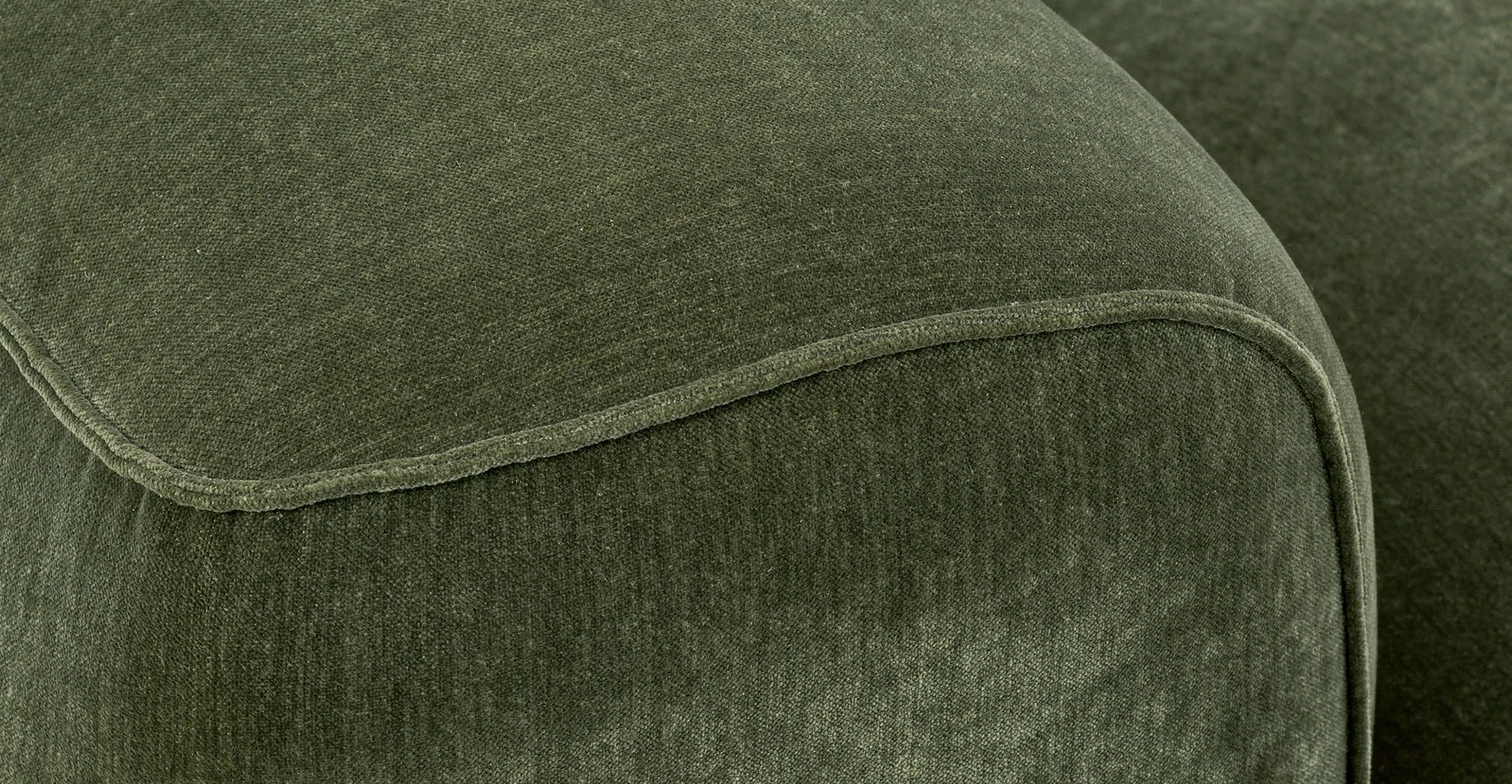 Nardo 107.5" Sofa - Image 14