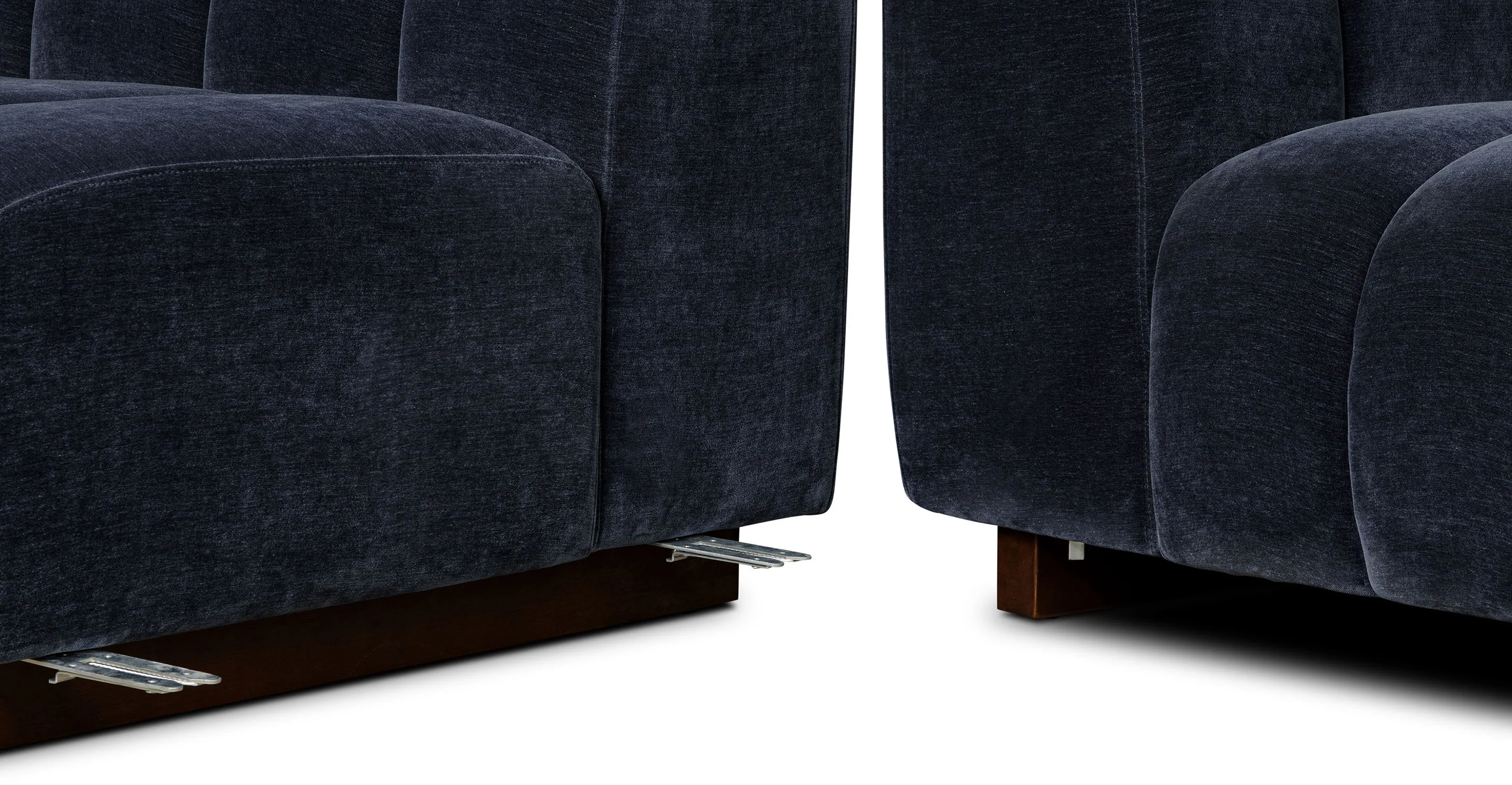 Pomona 125" Right-Facing Bumper Sectional - Image 28