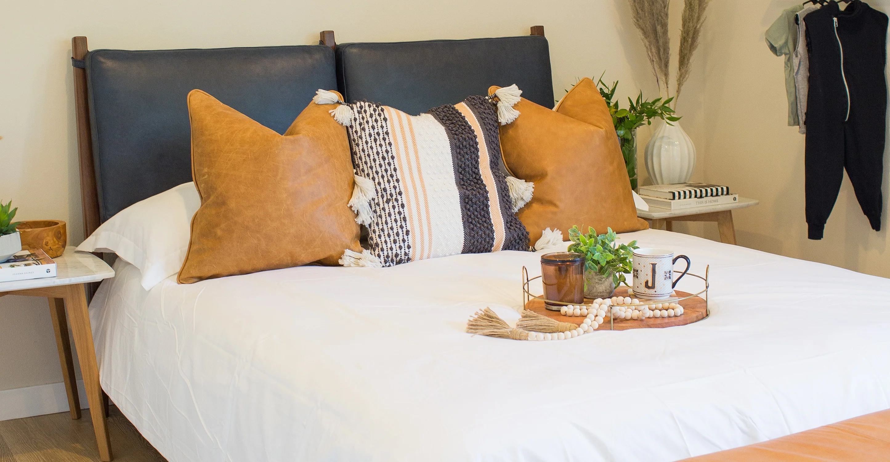 Truro Bed with Leather Cushions - Image 75